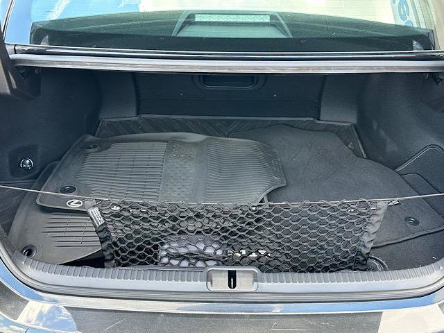 Used 2023 Lexus ES 350 w/ Premium Package FWD image 11
