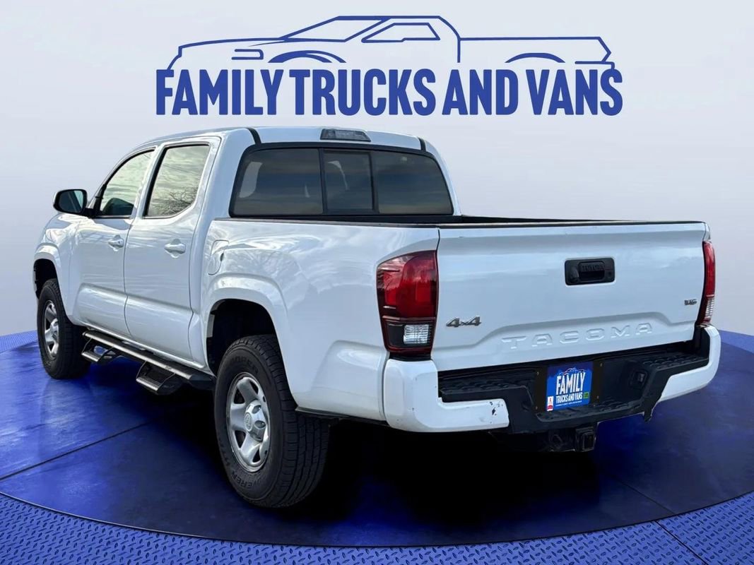 Used 2020 Toyota Tacoma SR AWD/4WD image 3