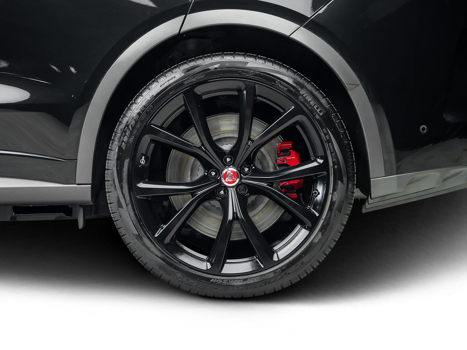 Used 2020 Jaguar F-PACE SVR AWD/4WD image 24