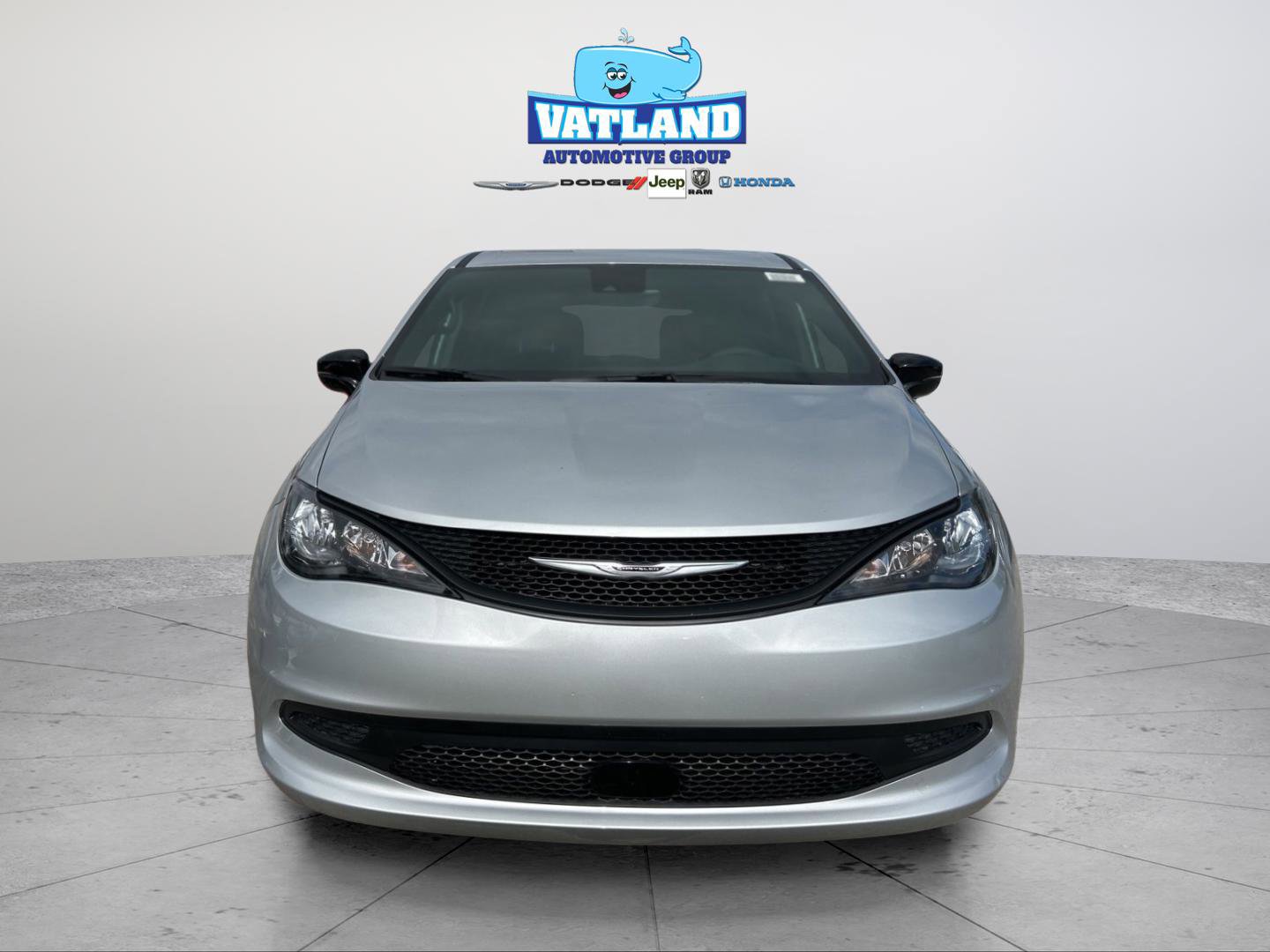 New 2026 Chrysler Voyager LX image 32