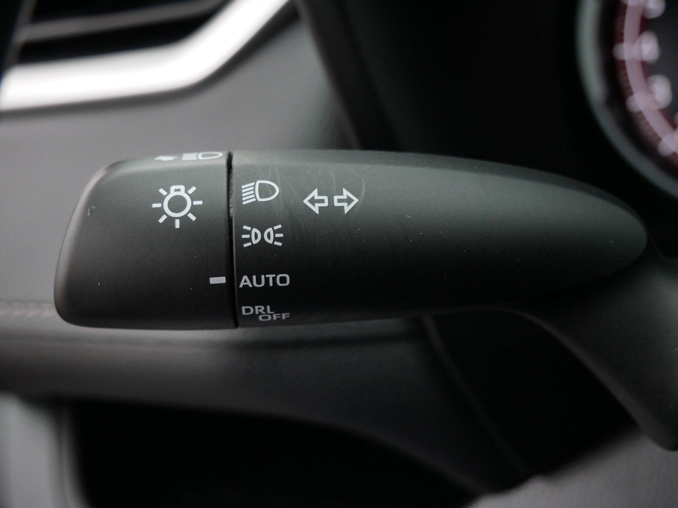 Used 2024 Toyota RAV4 XLE AWD/4WD image 33