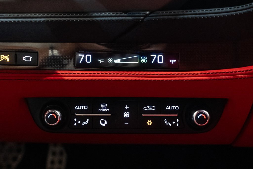 Certified 2022 Ferrari F8 Tributo image 33