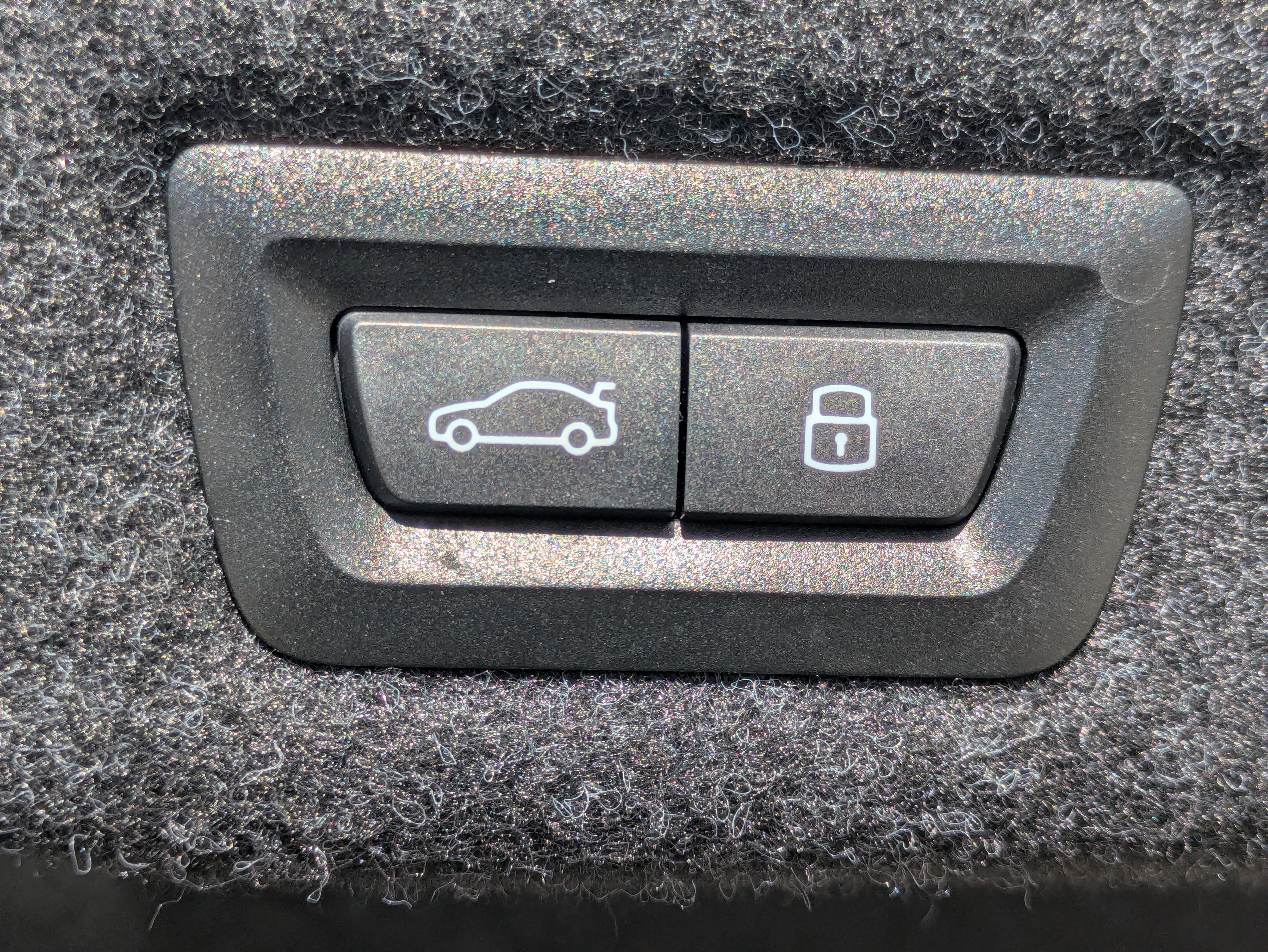 Used 2026 BMW 530i w/ M Sport Package image 13