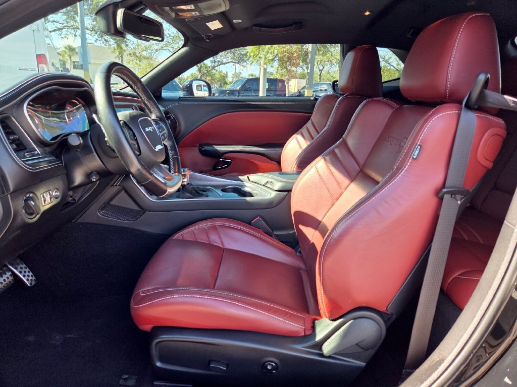 Used 2022 Dodge Challenger SRT Hellcat RWD image 13
