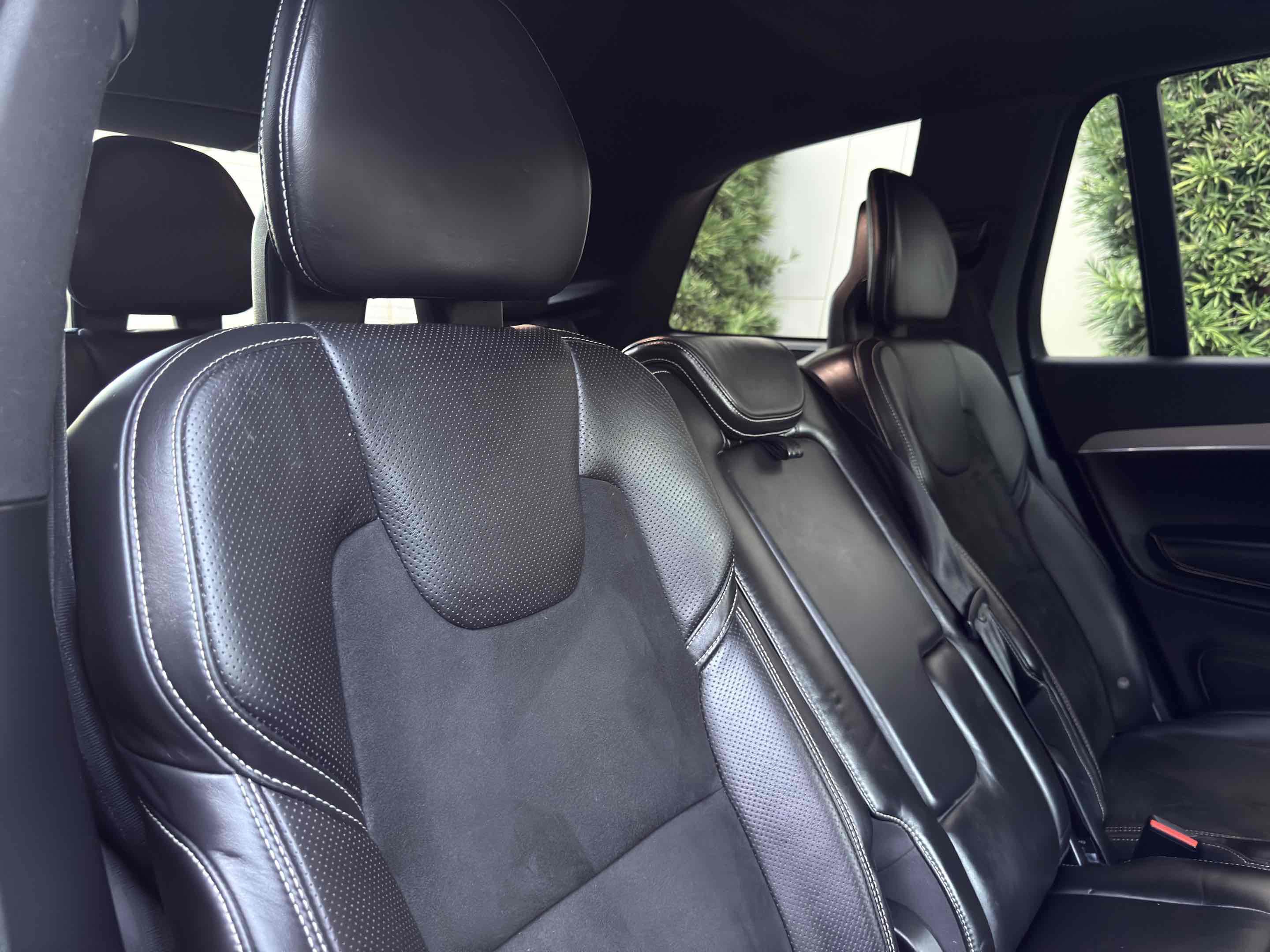 Used 2016 Volvo XC90 T6 R-Design w/ Vision Package image 84