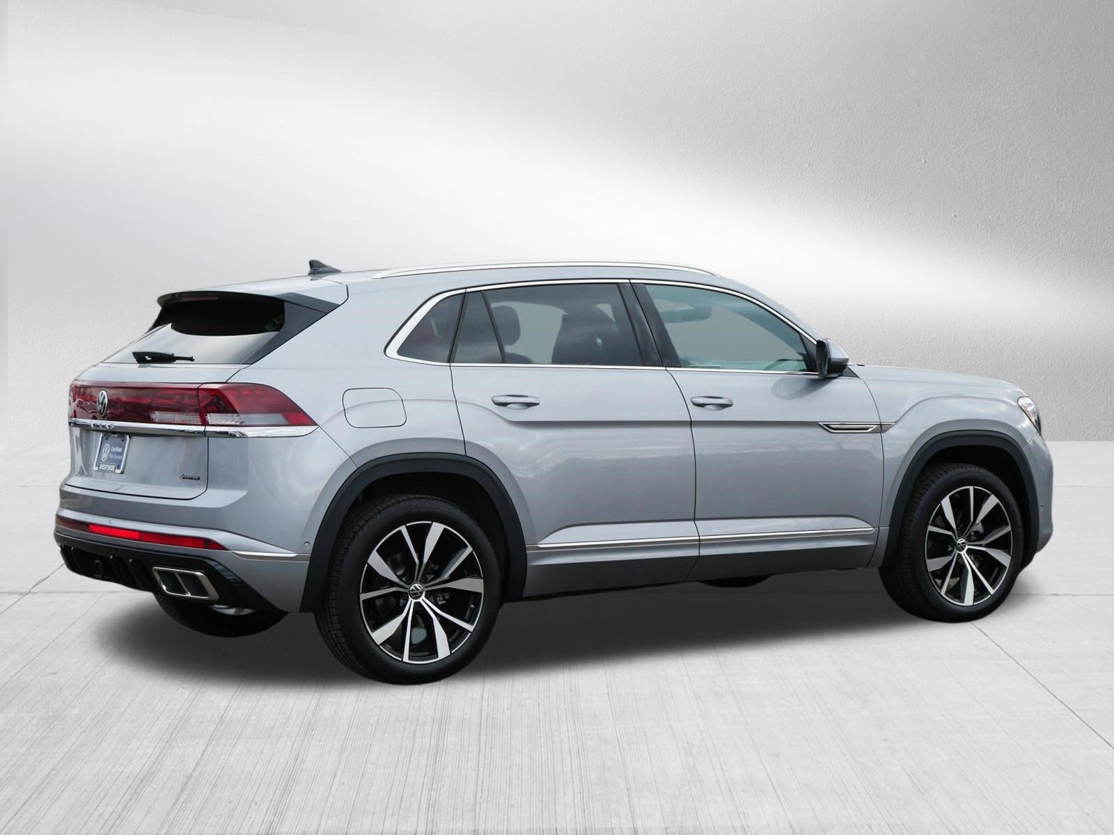 Certified 2025 Volkswagen Atlas Cross Sport SEL Premium R-Line image 7