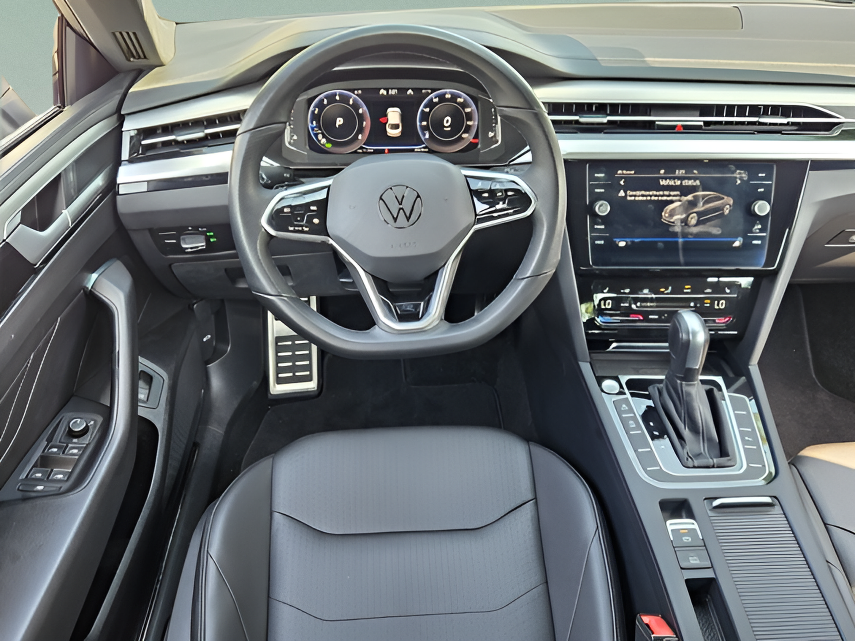 Used 2022 Volkswagen Arteon SE FWD image 11