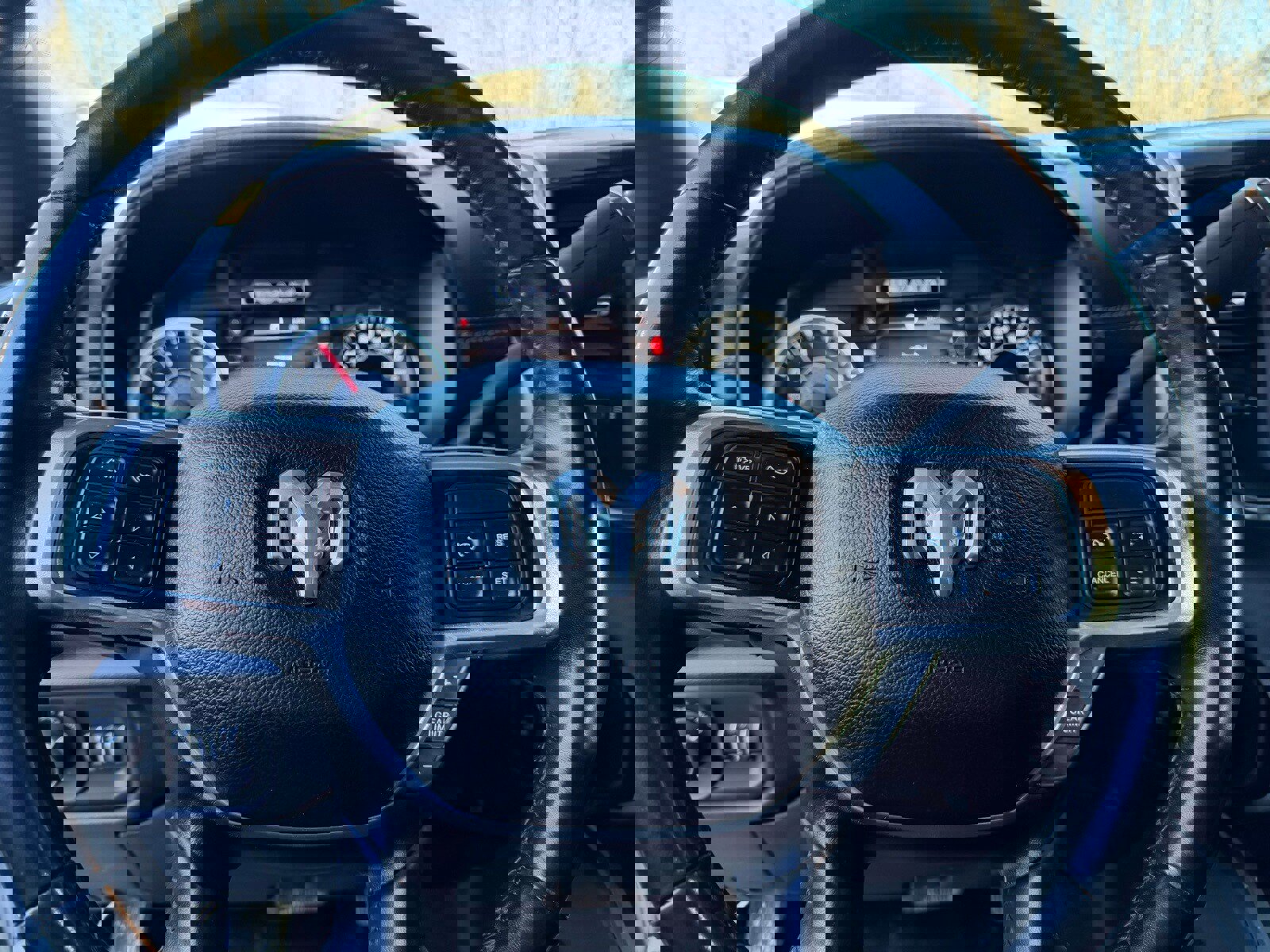 Used 2021 RAM 2500 Laramie w/ Night Edition image 15