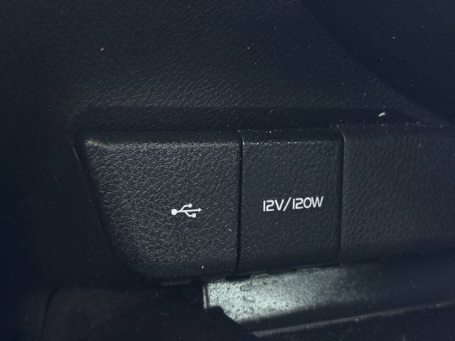 Used 2022 Toyota Camry SE FWD image 20