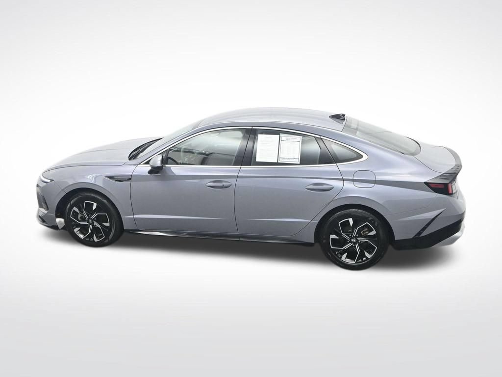 Used 2025 Hyundai Sonata SEL FWD image 38
