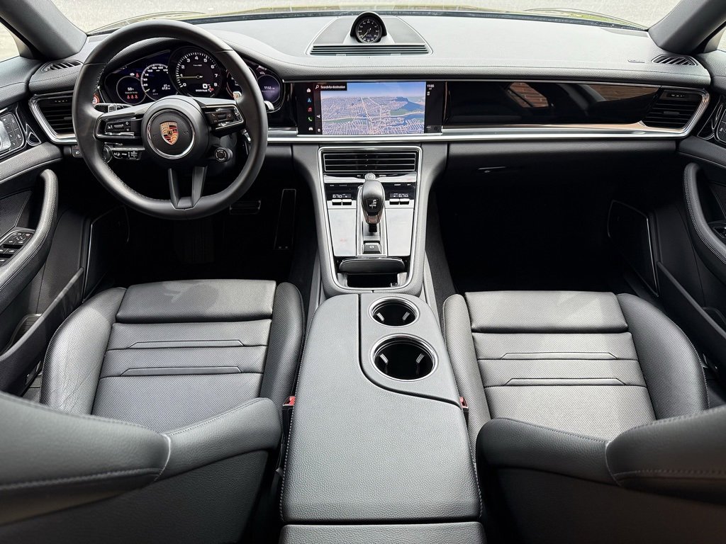 Used 2023 Porsche Panamera 4 image 13