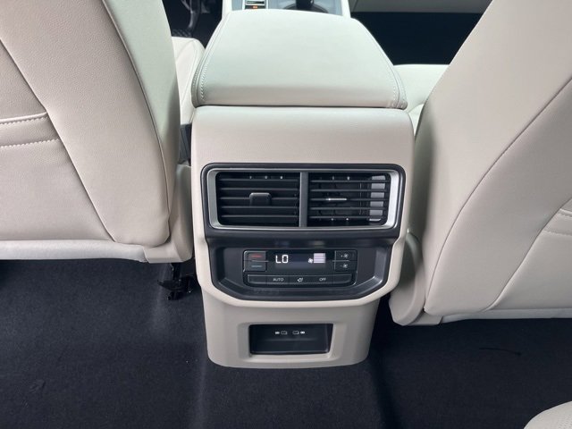 New 2026 Volkswagen Atlas SE image 16