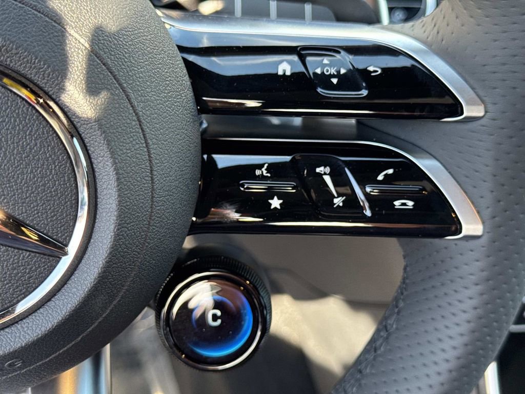 New 2026 Mercedes-Benz C 43 AMG 4MATIC Sedan image 25