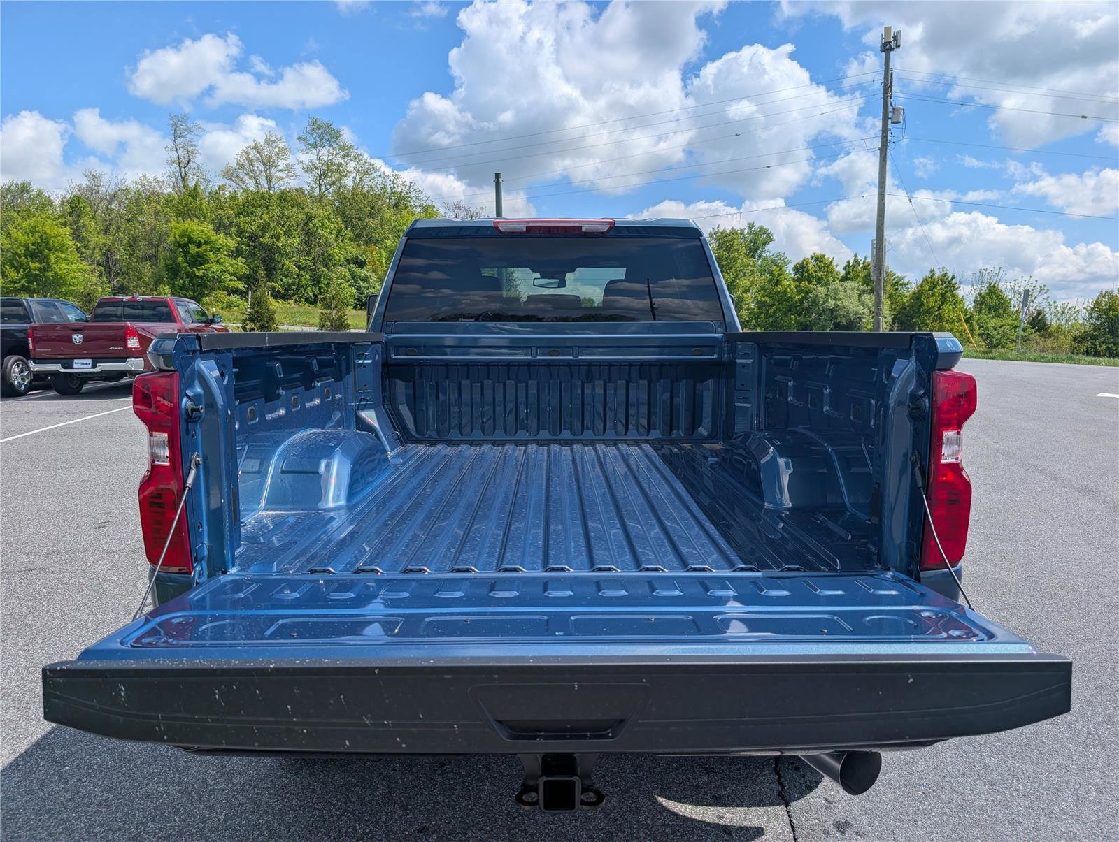 New 2026 Chevrolet Silverado 2500 Custom w/ Custom Value Package AWD/4WD image 10