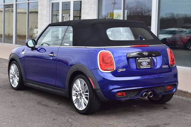 Used 2019 MINI Cooper S w/ Signature Upholstery Package image 7