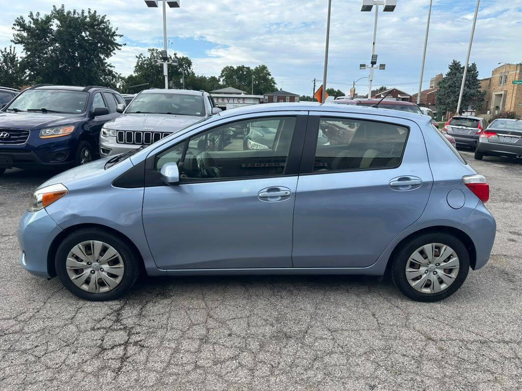 Used 2013 Toyota Yaris LE FWD image 5