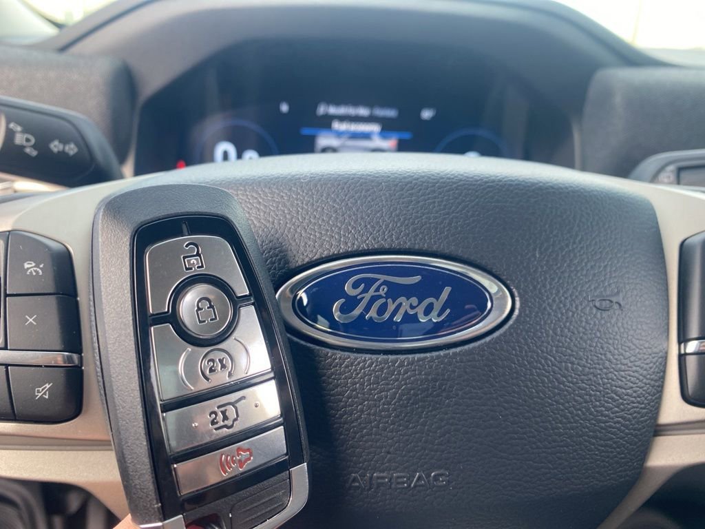 New 2025 Ford Explorer Active image 45