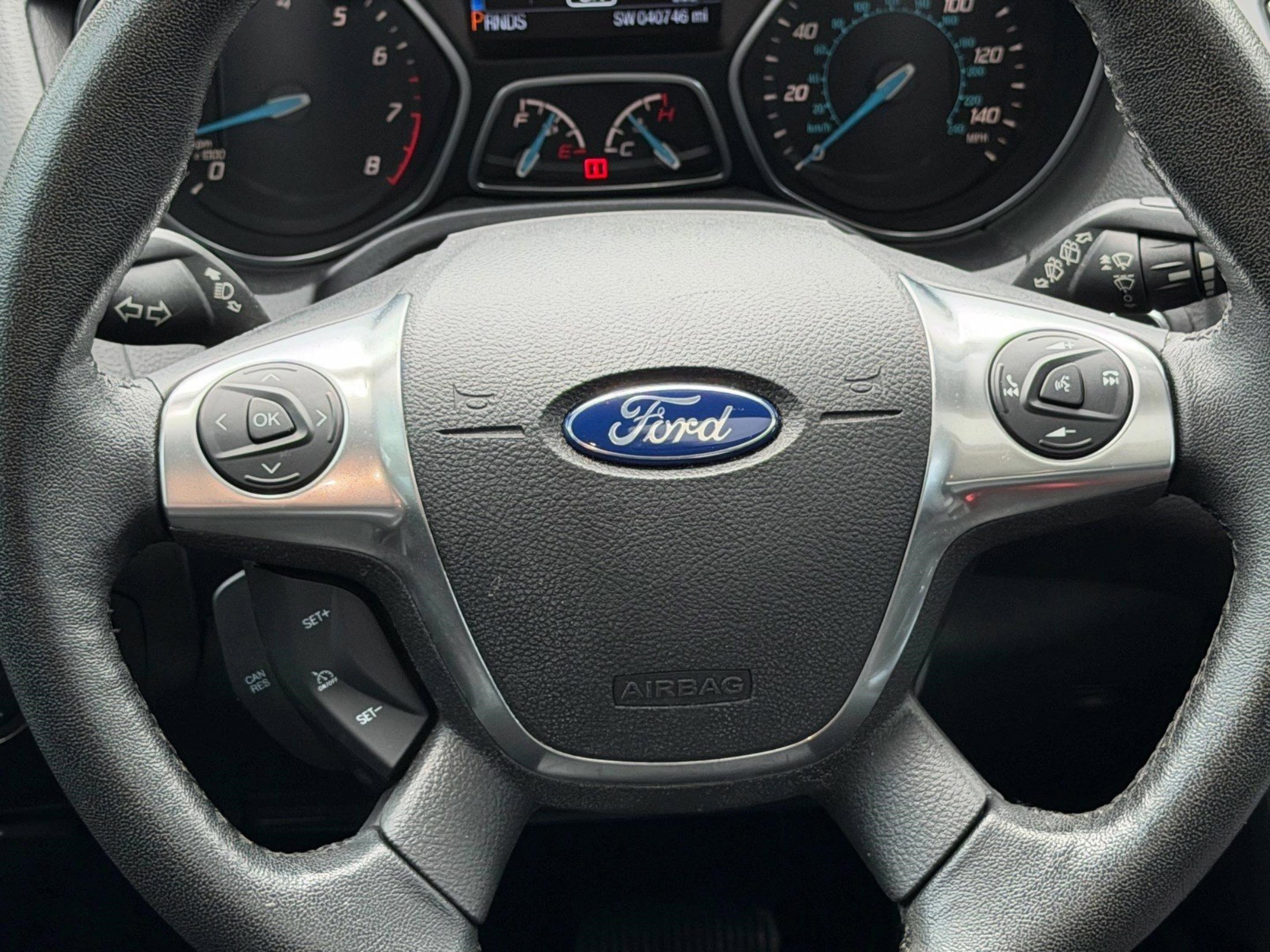 Used 2014 Ford Focus Titanium FWD image 13