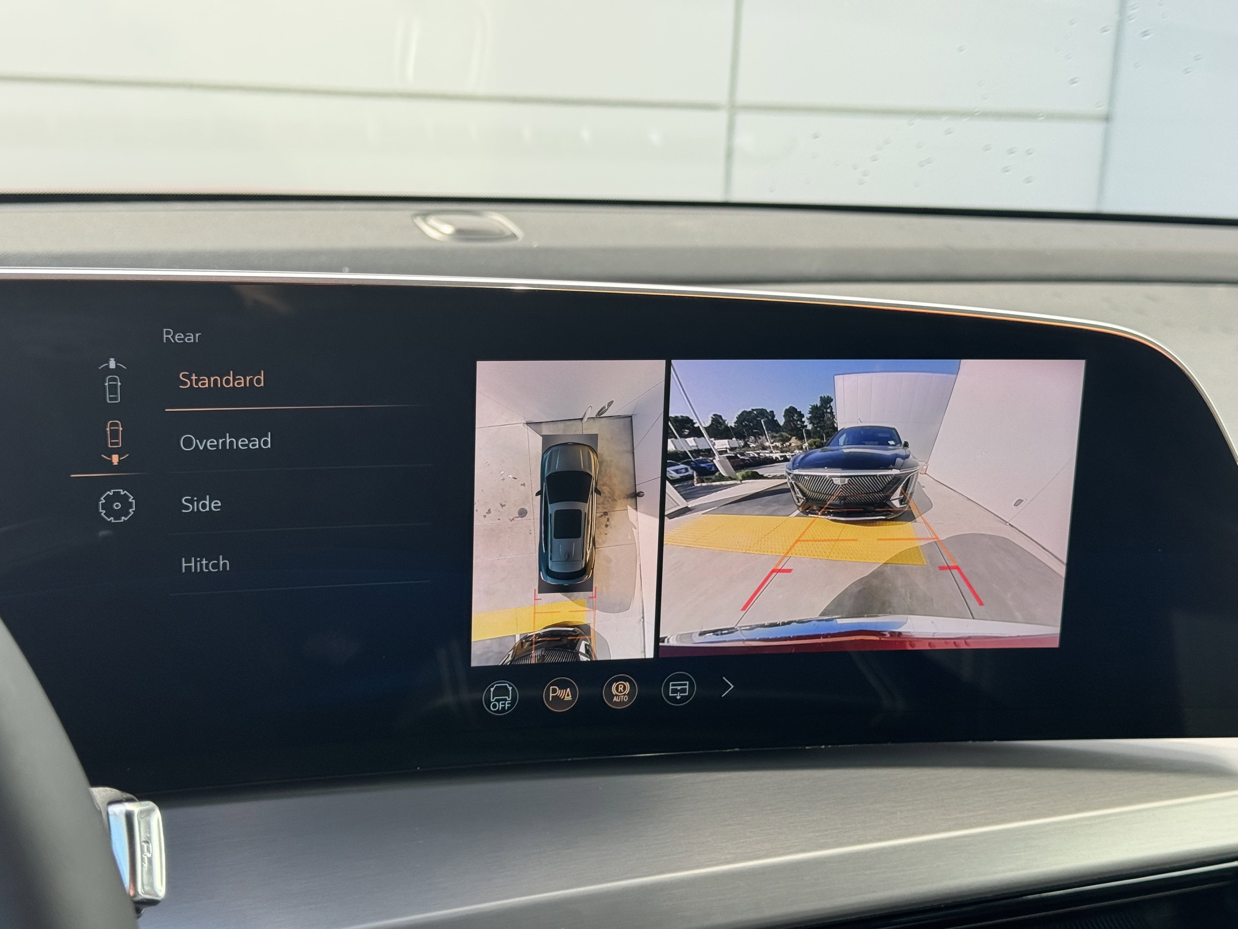 New 2026 Cadillac Vistiq Luxury image 25