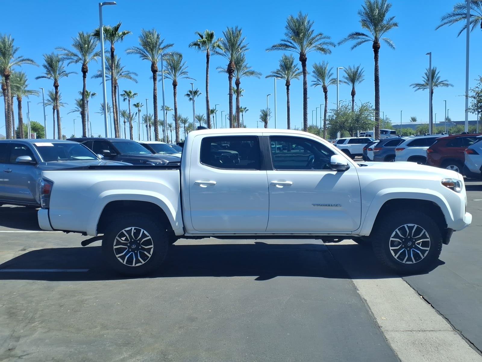 Certified 2020 Toyota Tacoma TRD Sport w/ Technology Package AWD/4WD image 3