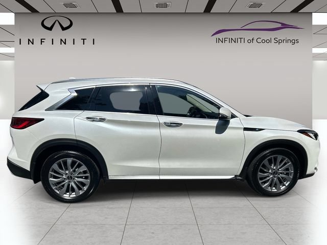 Certified 2025 INFINITI QX50 Luxe AWD/4WD image 8
