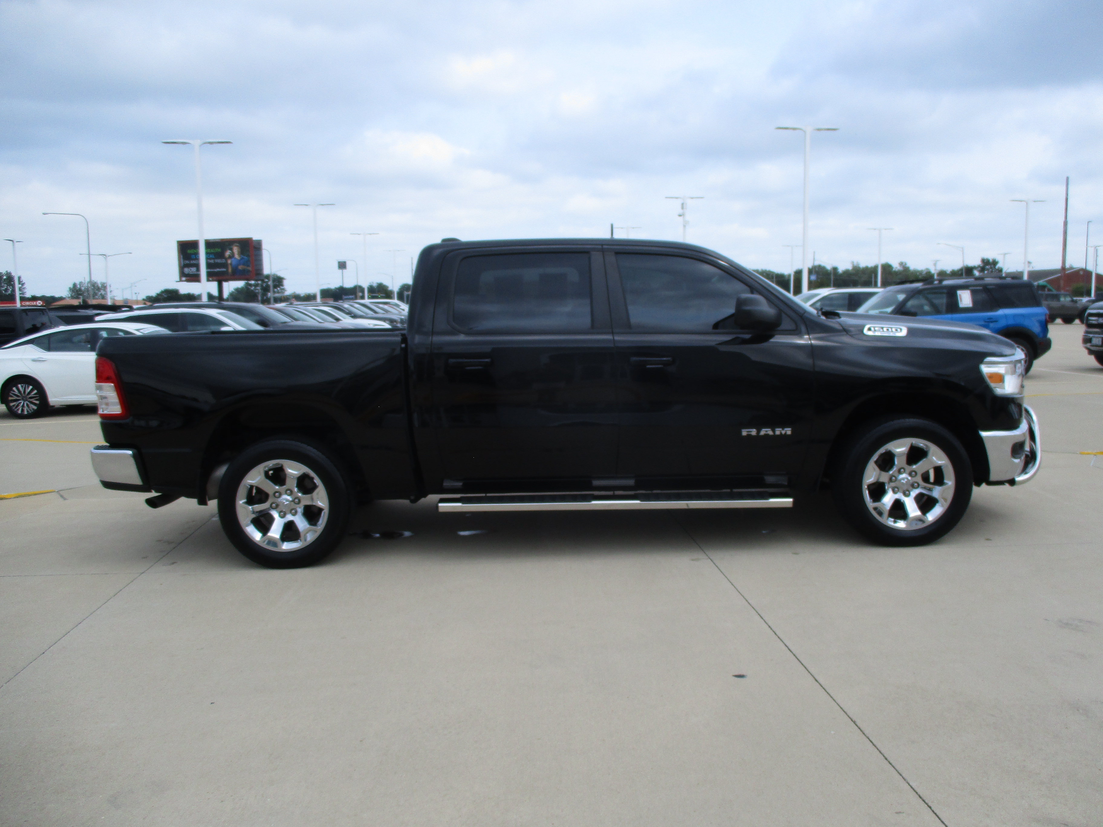 Used 2022 RAM 1500 Big Horn AWD/4WD image 9