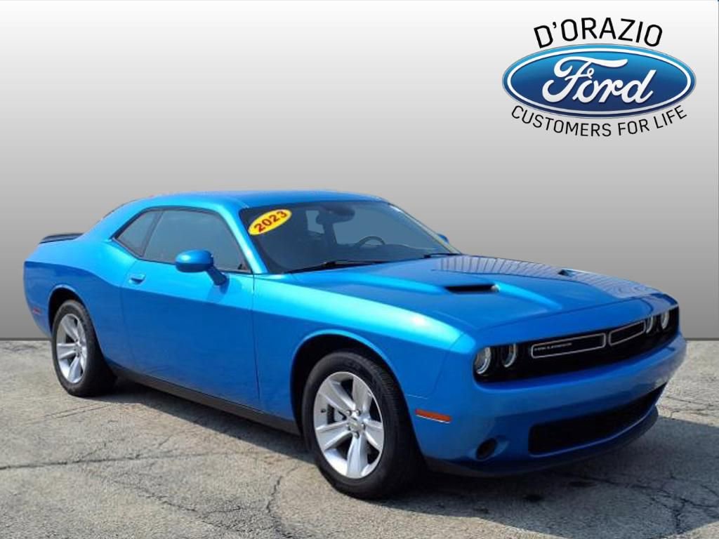 Used 2023 Dodge Challenger SXT