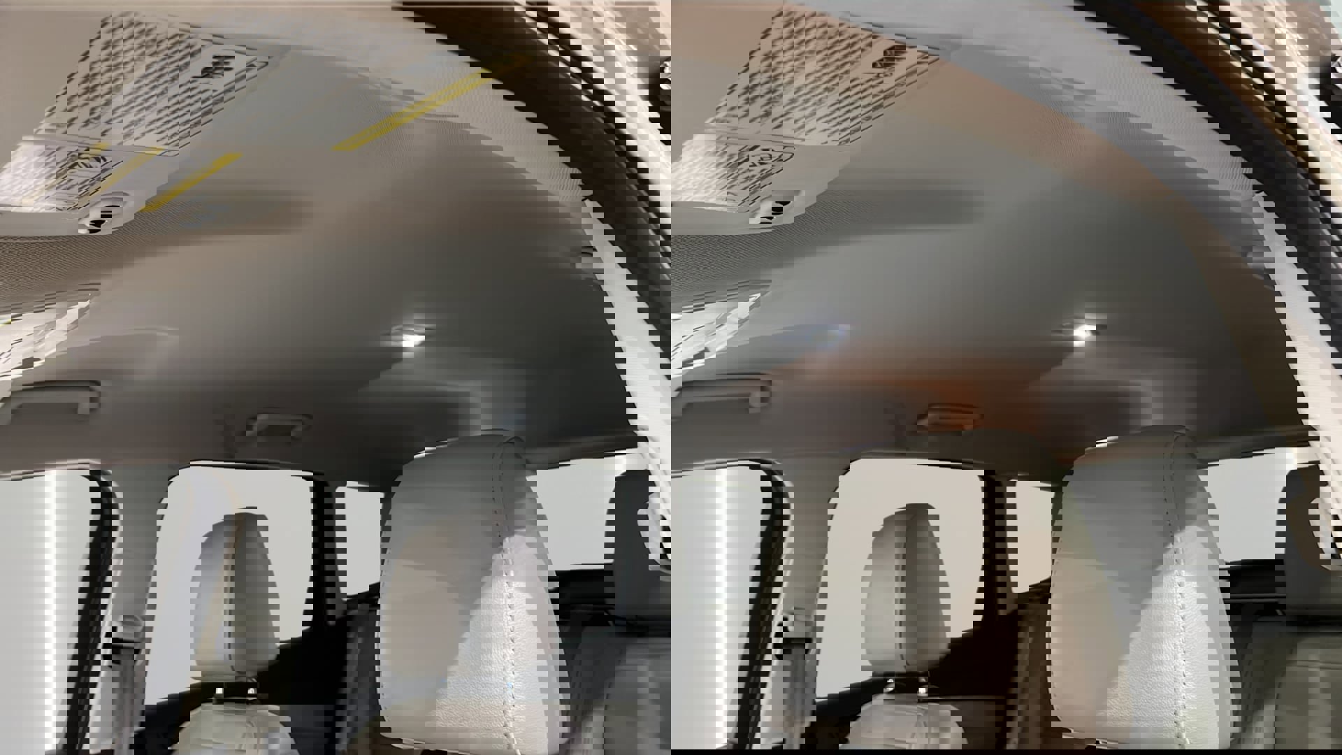 Used 2017 Ford Escape Titanium image 32