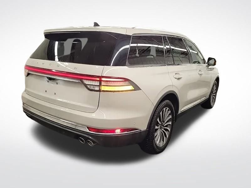 Used 2023 Lincoln Aviator Reserve image 4