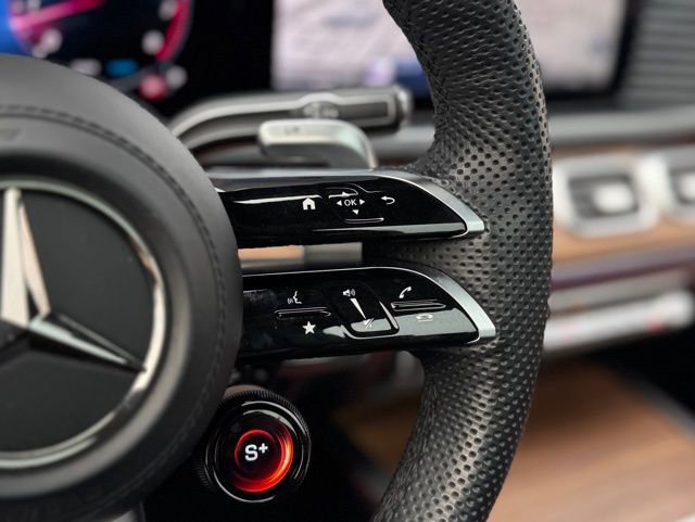 Used 2024 Mercedes-Benz GLE 53 AMG 4MATIC Coupe image 23