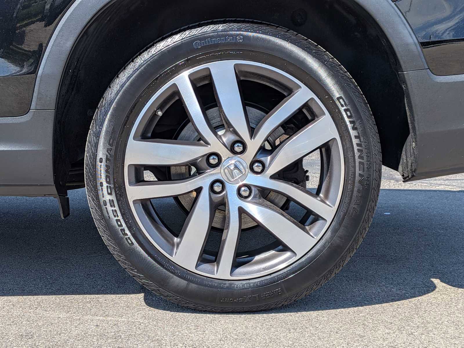 Certified 2017 Honda Pilot Touring image 13