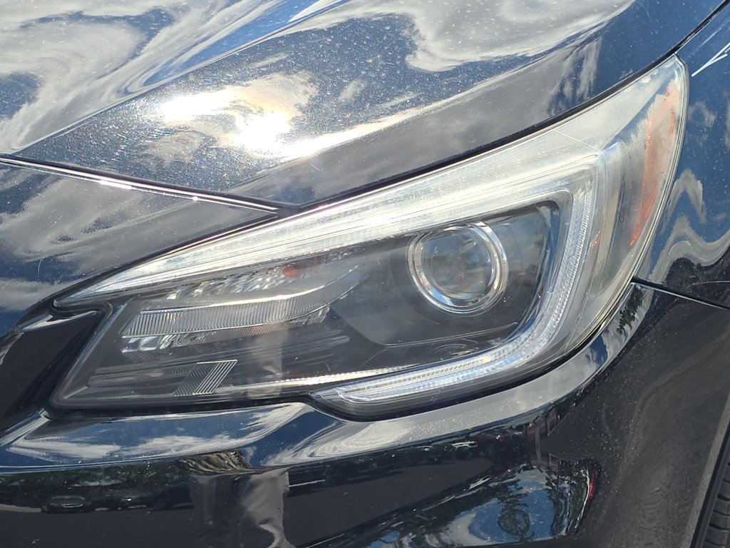 Used 2019 Subaru Outback 2.5i Limited AWD/4WD image 9