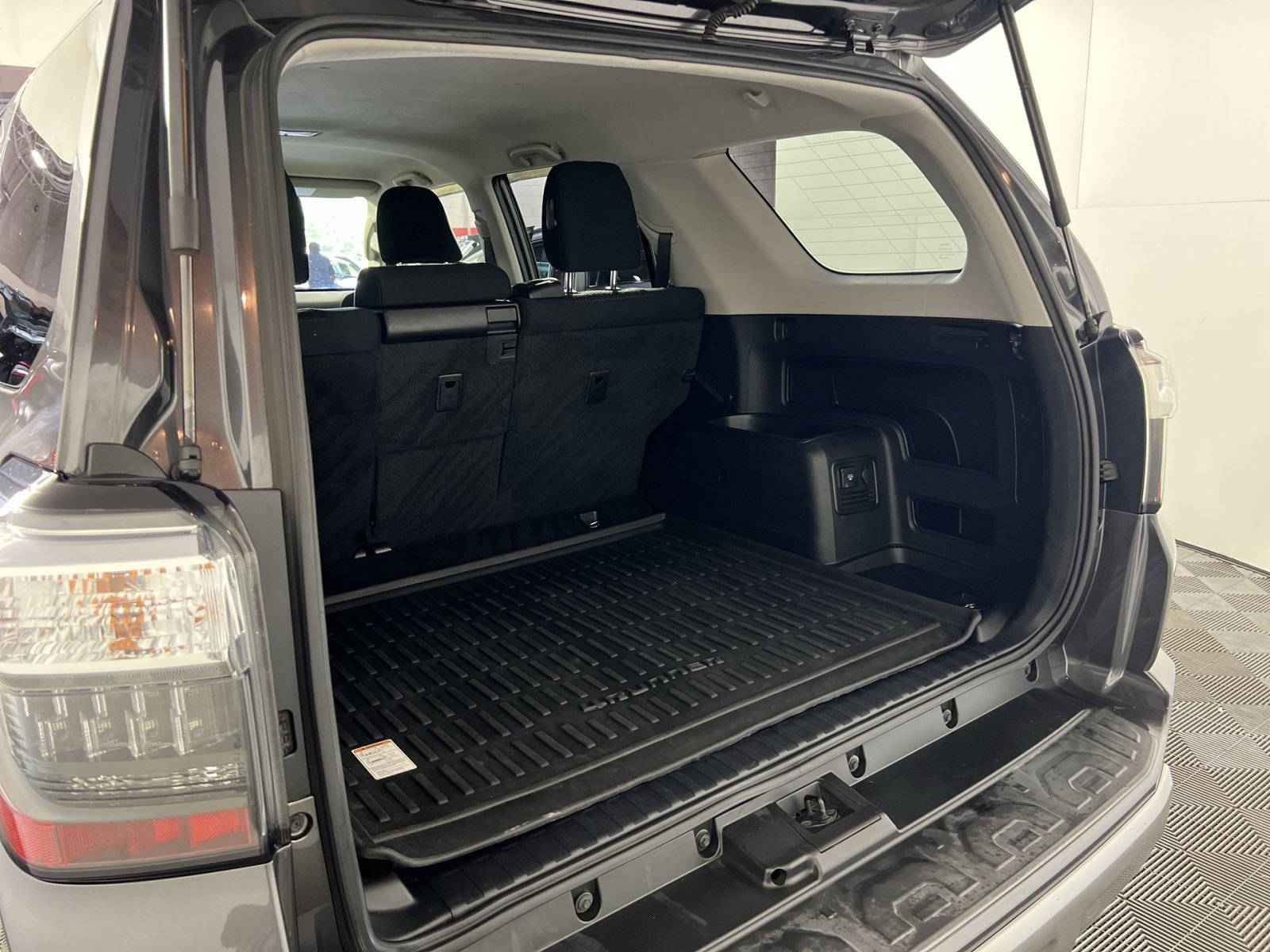 Used 2016 Toyota 4Runner Trail AWD/4WD image 26