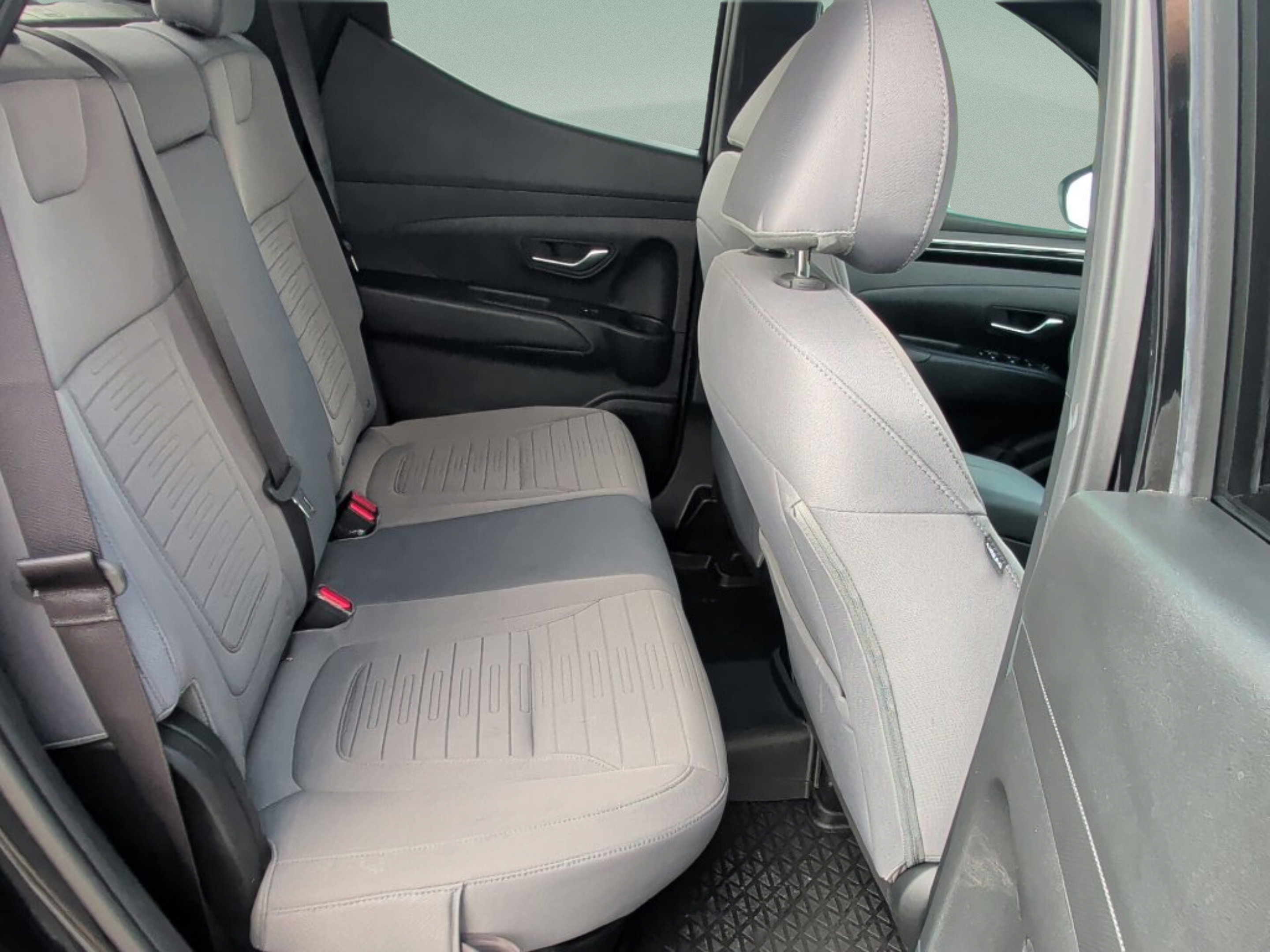 Used 2024 Hyundai Santa Cruz SEL FWD image 38