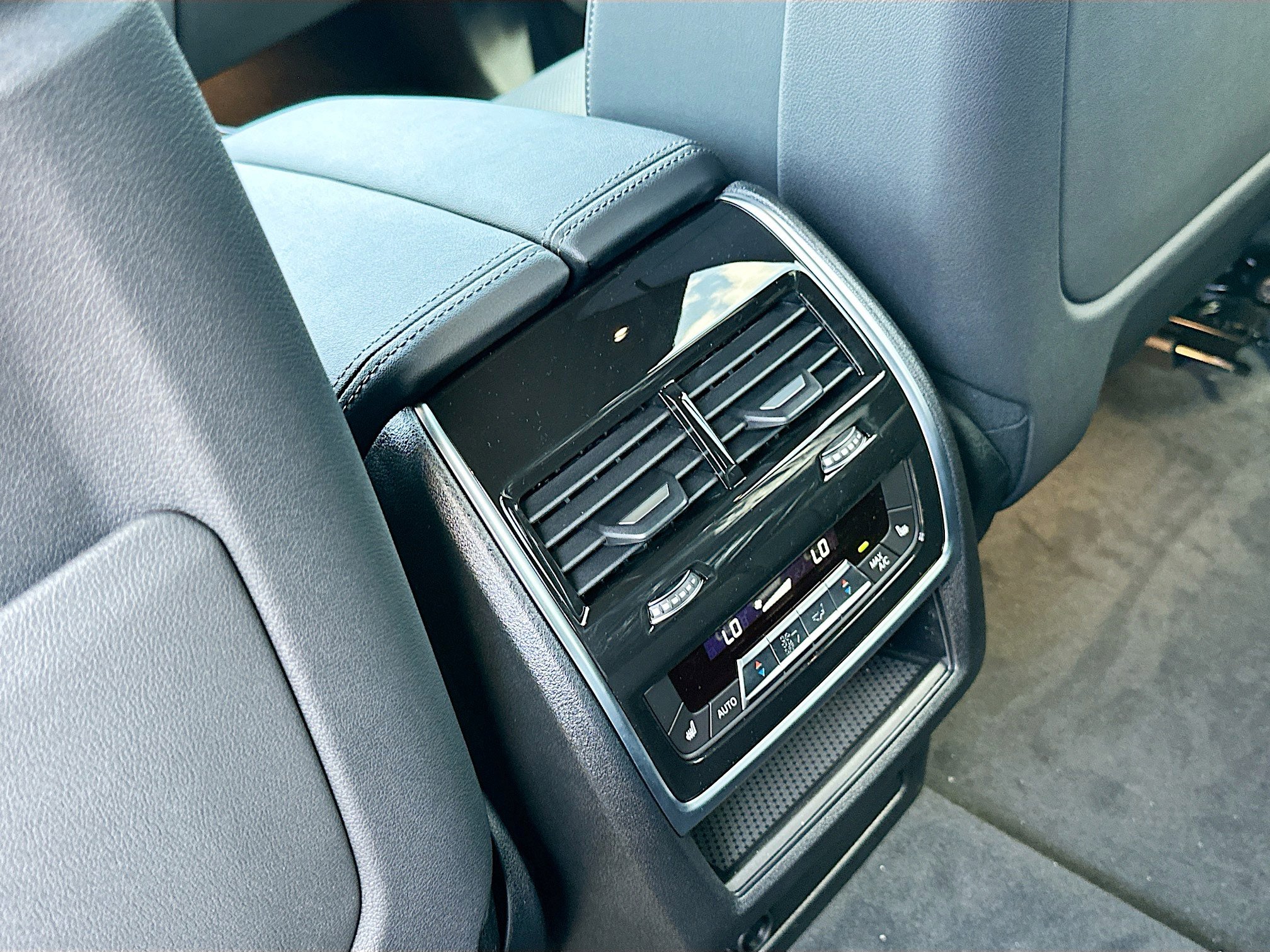 New 2026 BMW X7 xDrive40i w/ Executive Package image 21