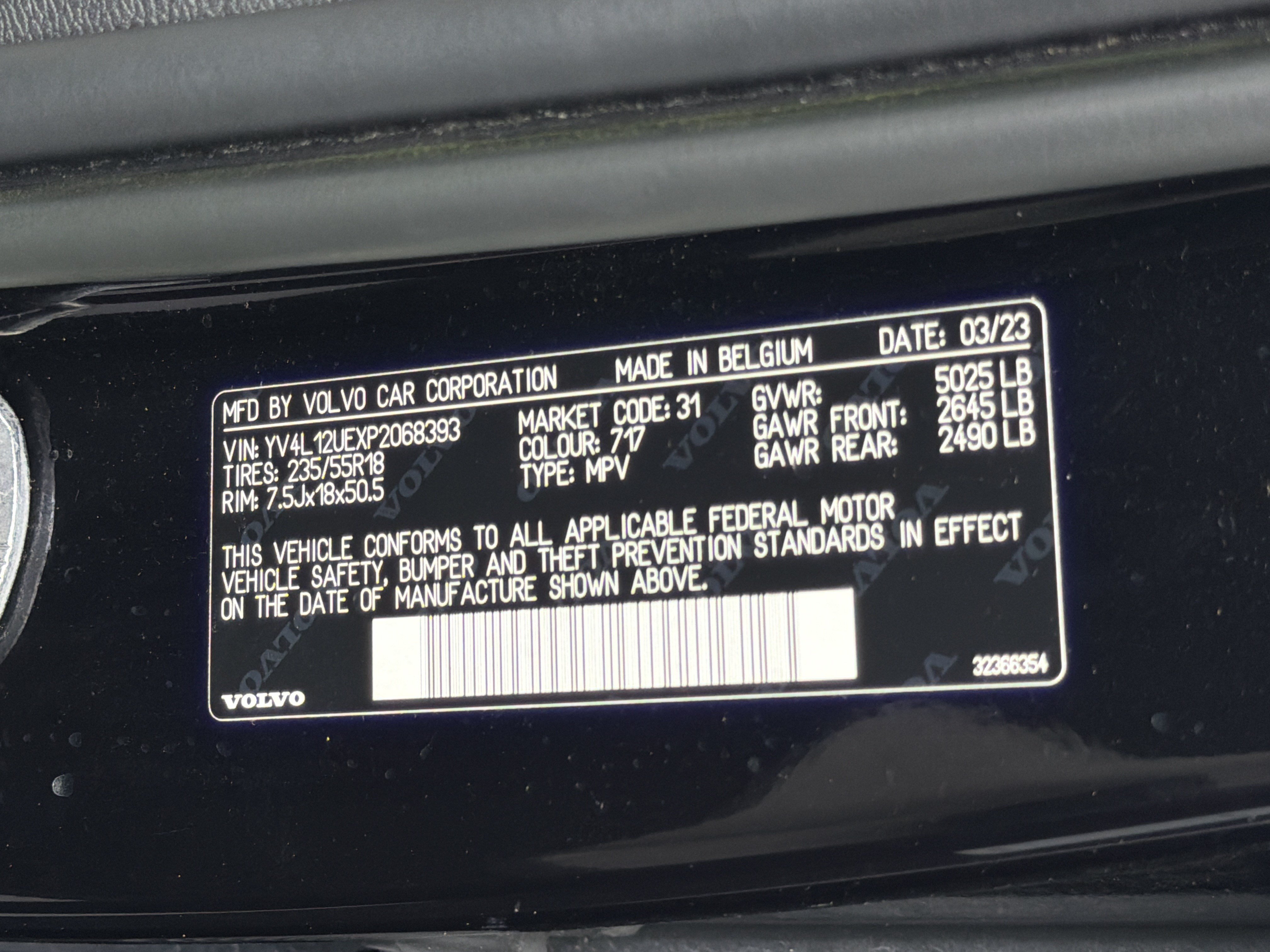 Certified 2023 Volvo XC40 B5 Plus AWD/4WD image 37
