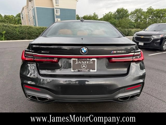 Used 2022 BMW M760i xDrive w/ Luxury Rear Seating Package AWD/4WD image 6
