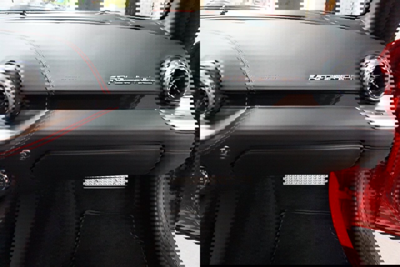 Used 2016 Ferrari F12 Berlinetta image 18