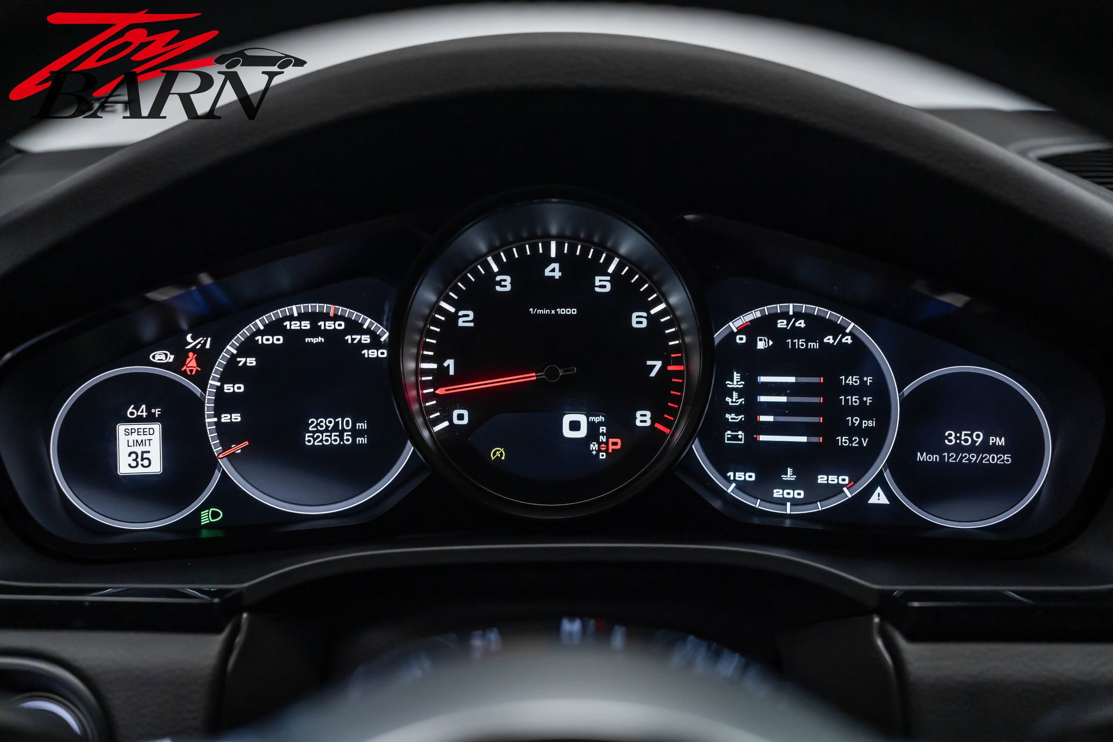 Used 2022 Porsche Cayenne S image 35