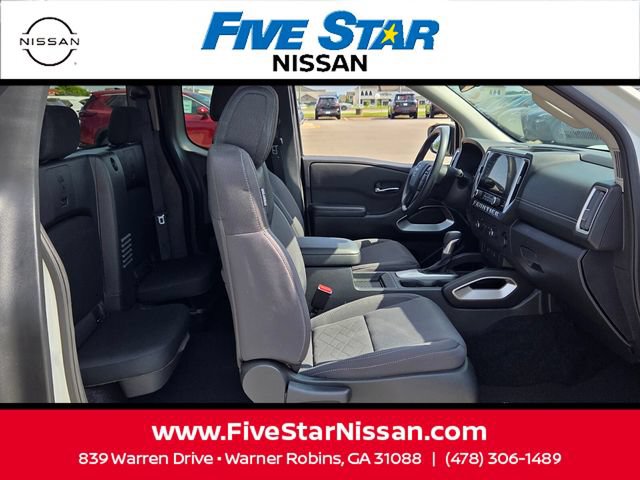 Used 2025 Nissan Frontier SV RWD image 13