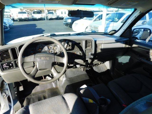 Used 2006 GMC Sierra 2500 W/T image 15