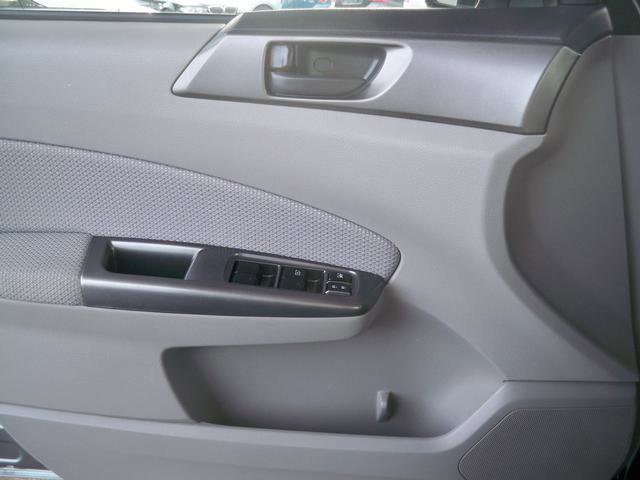 Used 2011 Subaru Forester 2.5X w/ Alloy Wheel Value Pkg image 14