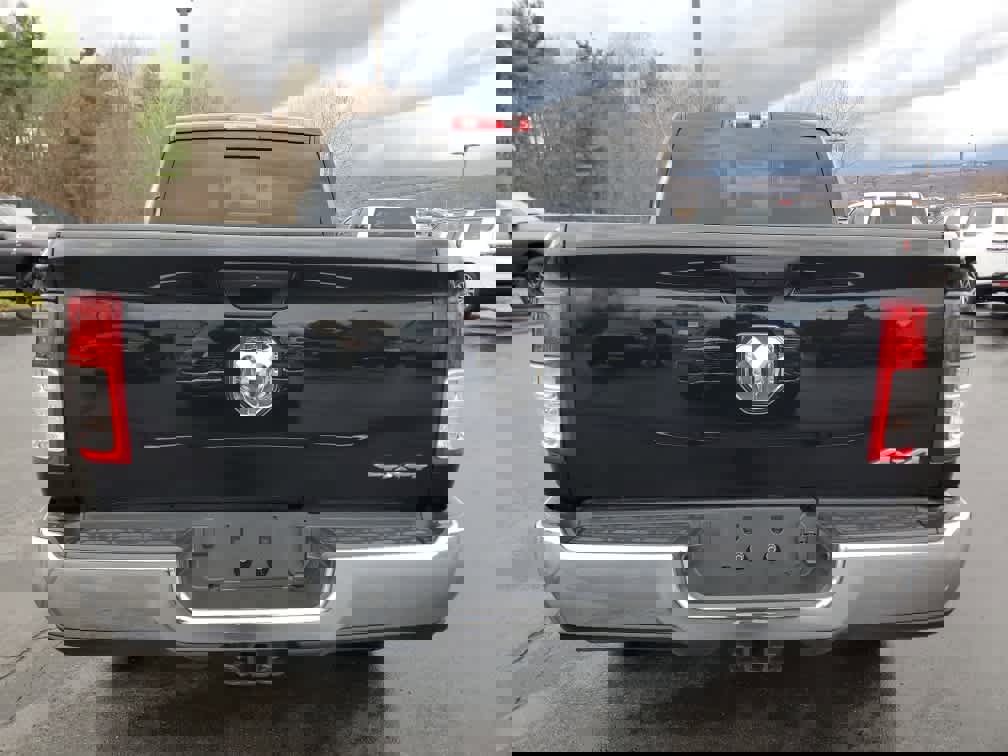 Used 2024 RAM 2500 Tradesman w/ Chrome Appearance Group image 4