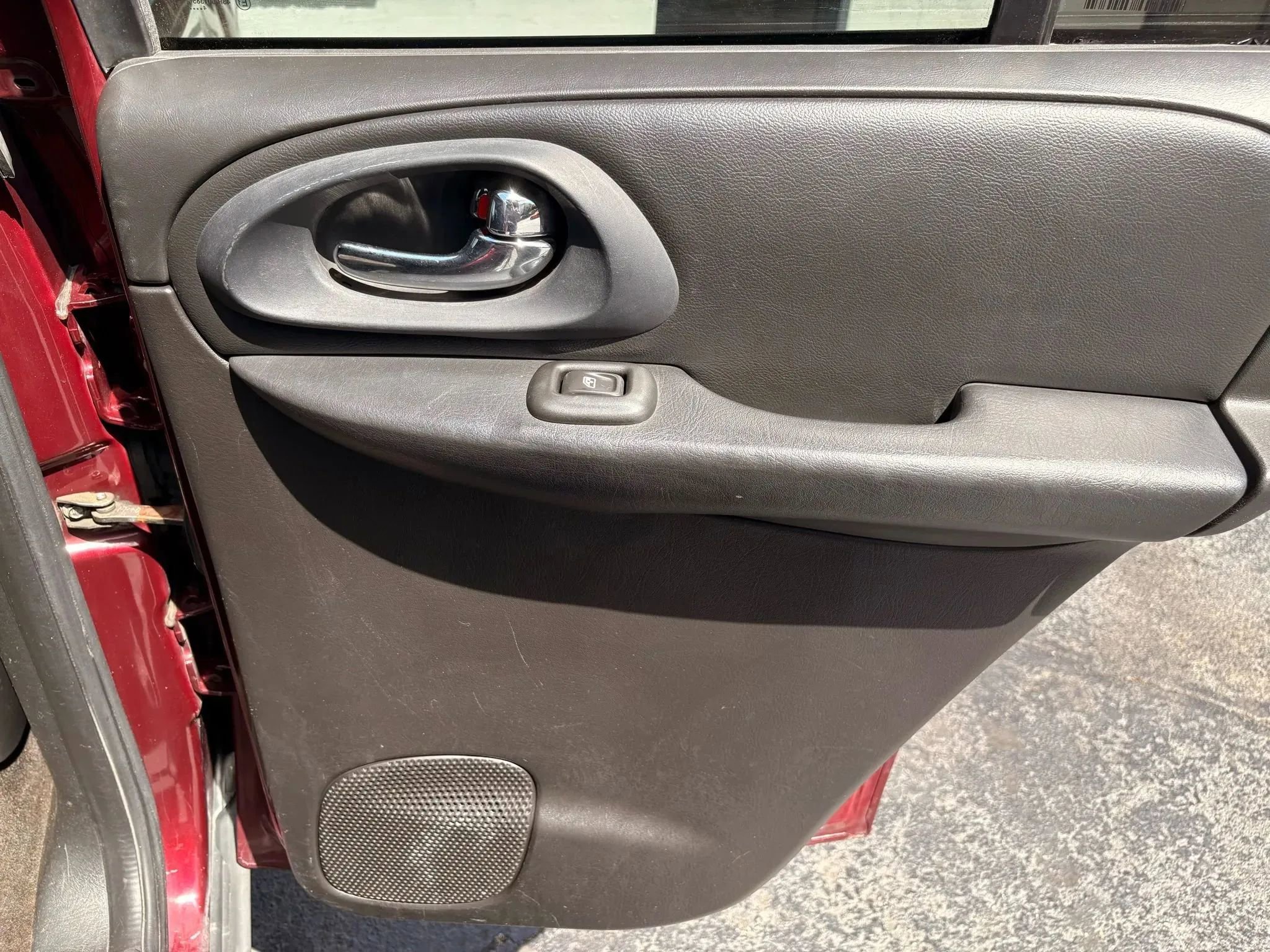 Used 2005 Chevrolet TrailBlazer LT AWD/4WD image 17