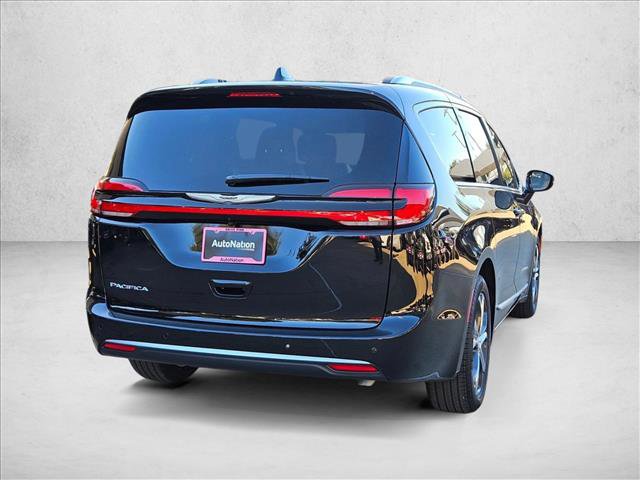New 2026 Chrysler Pacifica Pinnacle FWD video 2