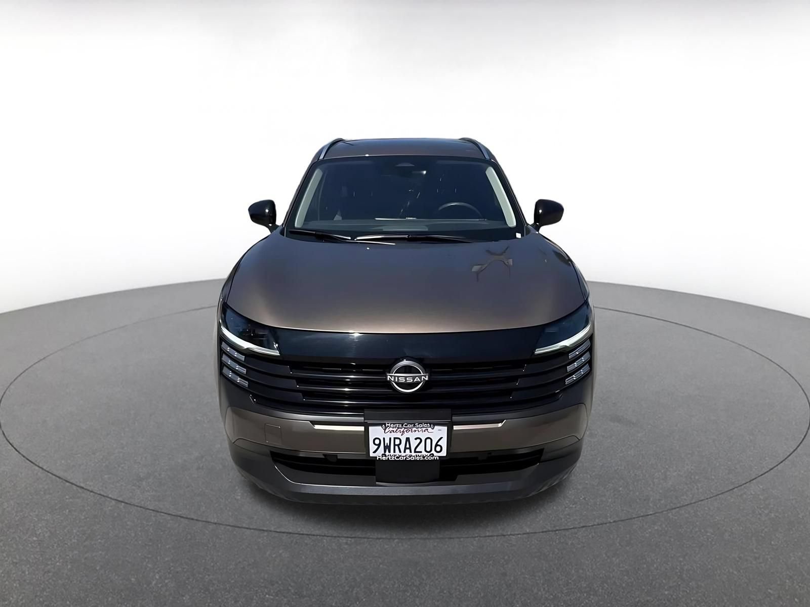 Used 2026 Nissan Kicks SV w/ Cold Weather Package FWD image 4