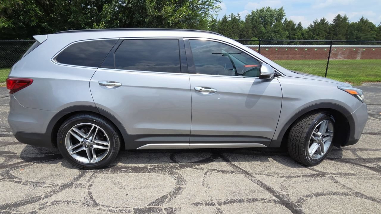 Used 2019 Hyundai Santa Fe XL FWD image 9