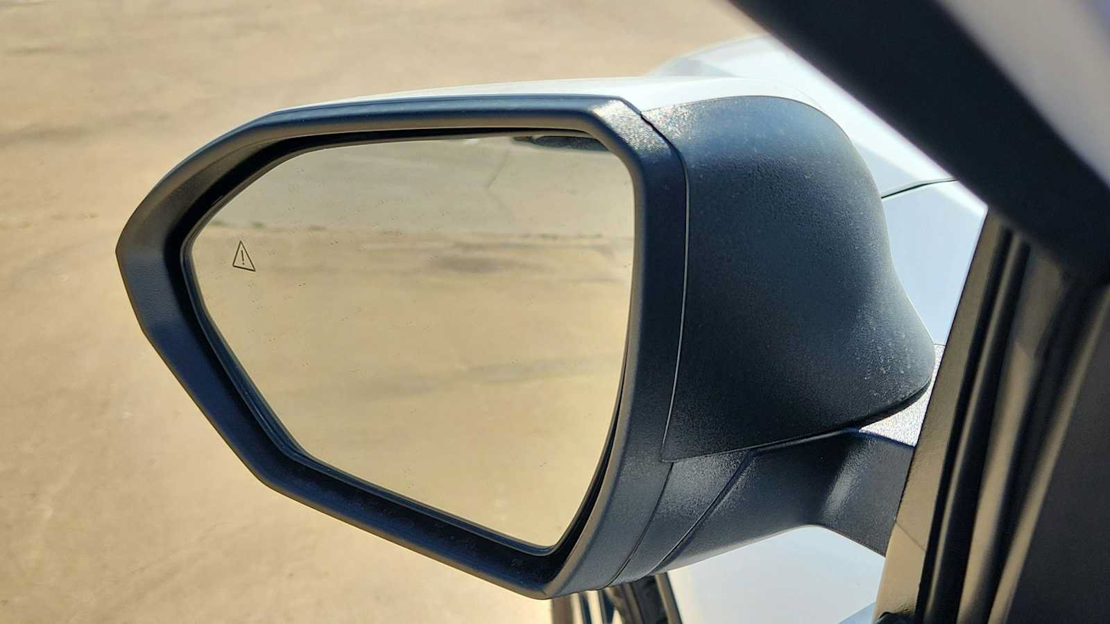 Used 2025 Hyundai Santa Cruz SE FWD image 20