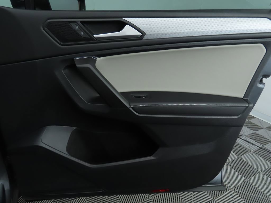 Certified 2022 Volkswagen Tiguan S image 25