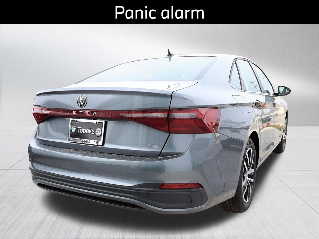 Certified 2025 Volkswagen Jetta SE image 9